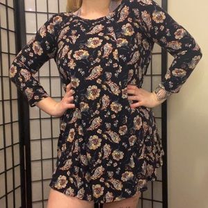 Cute paisley flowy dress